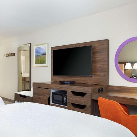 Newly Renovated Hampton Inn Omaha West Lakeside Exteriér fotografie