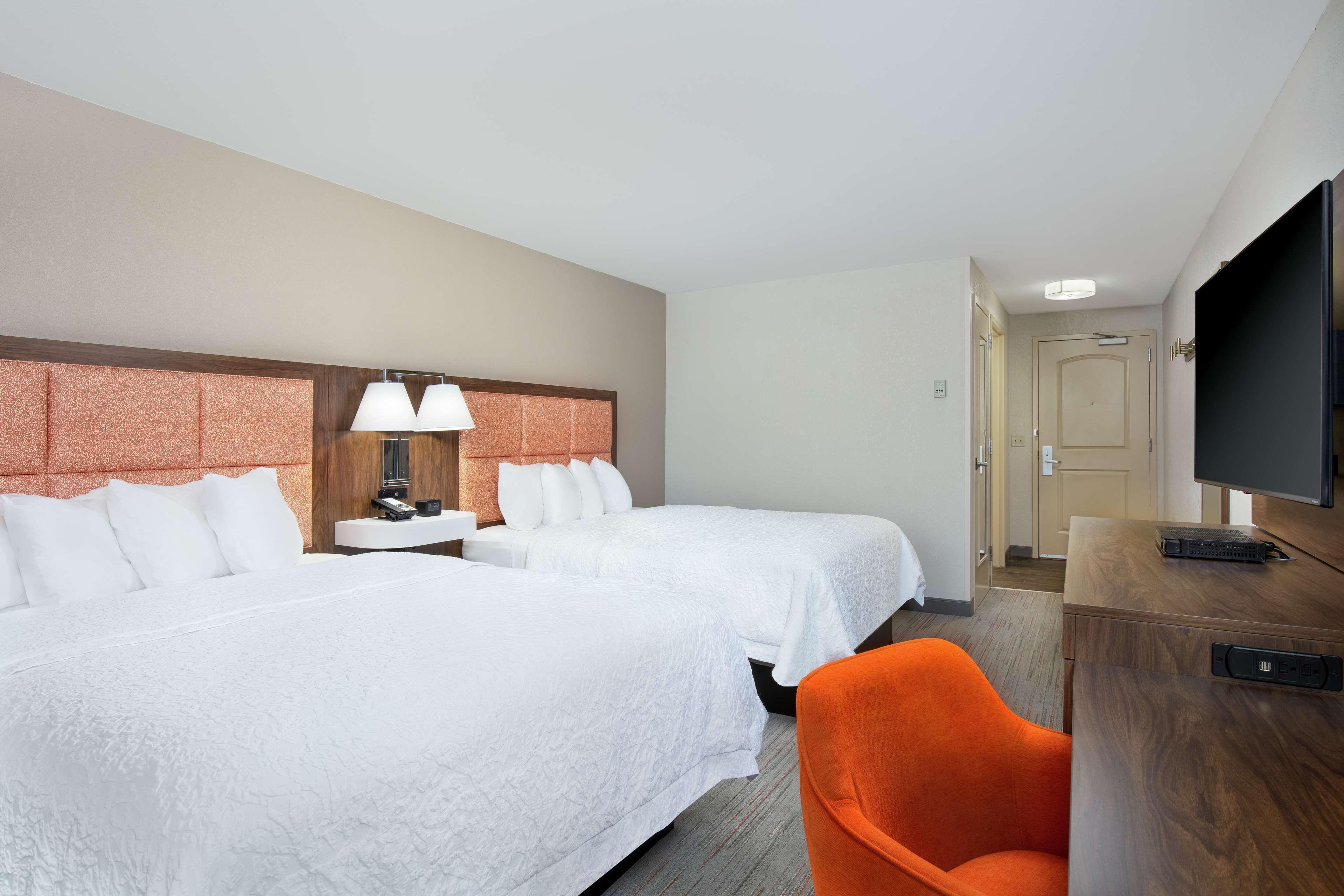Newly Renovated Hampton Inn Omaha West Lakeside Exteriér fotografie