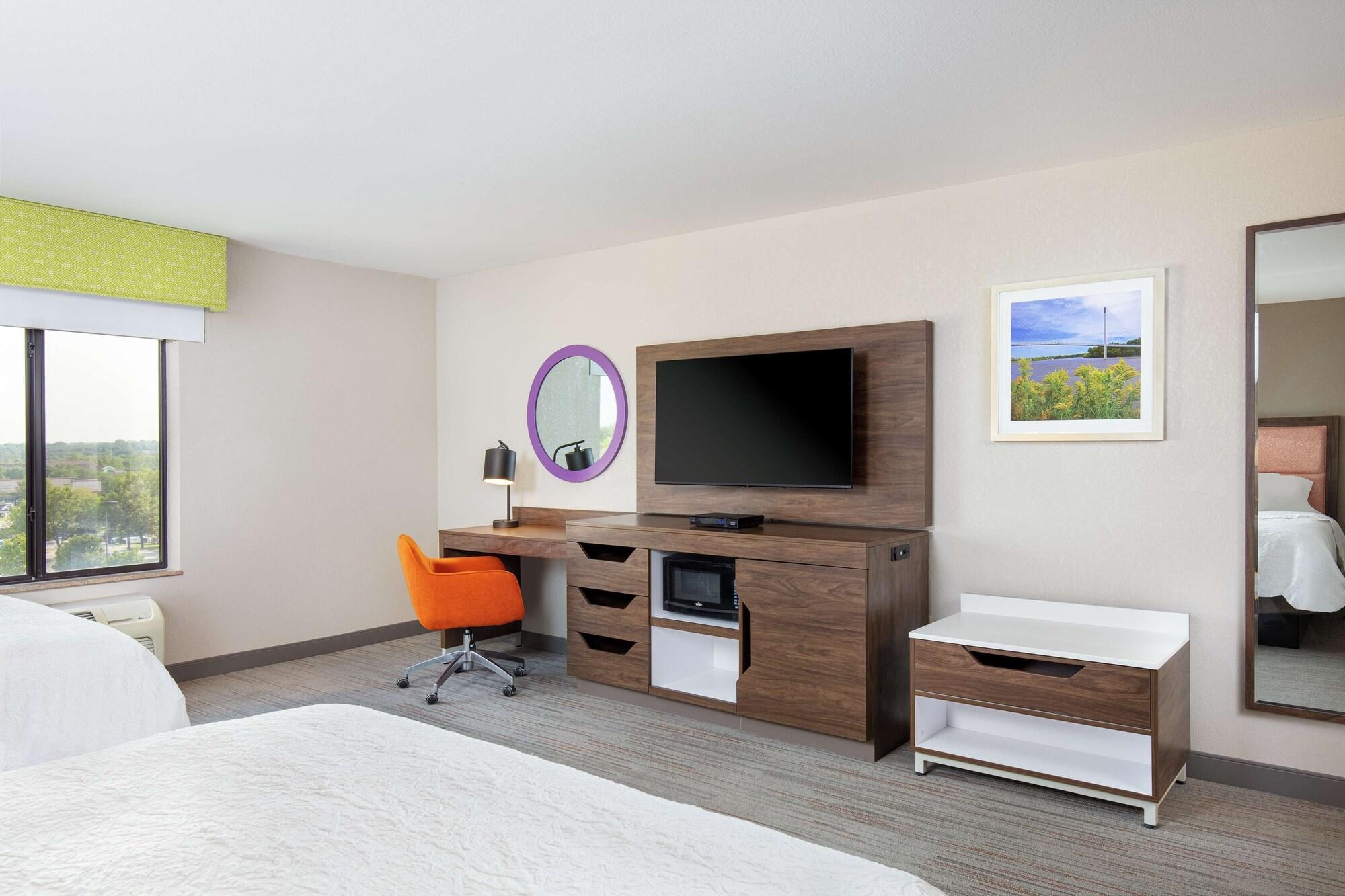 Newly Renovated Hampton Inn Omaha West Lakeside Exteriér fotografie
