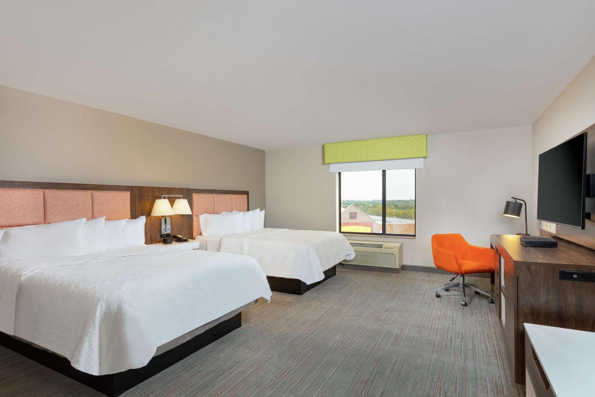 Newly Renovated Hampton Inn Omaha West Lakeside Exteriér fotografie