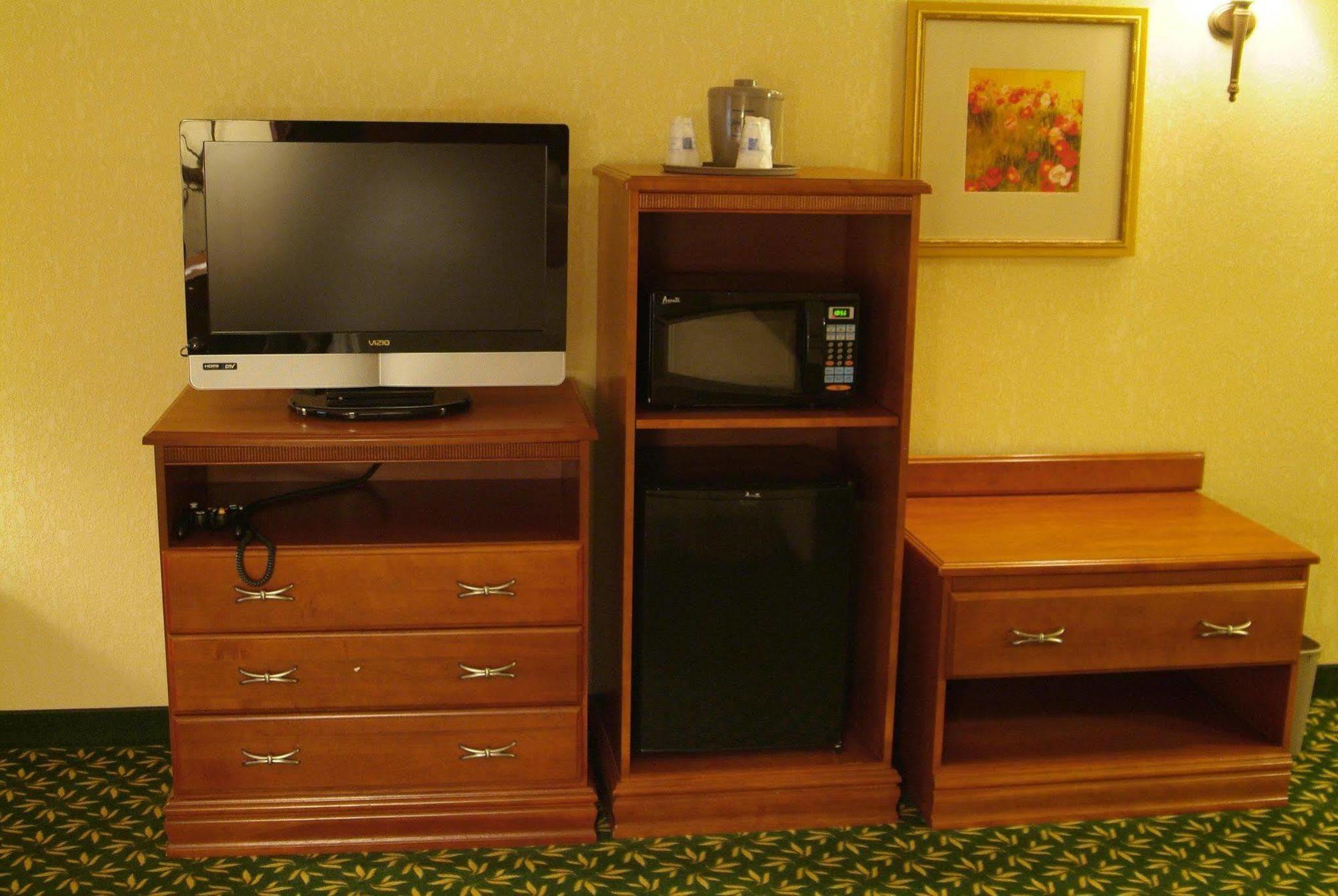 Newly Renovated Hampton Inn Omaha West Lakeside Pokoj fotografie